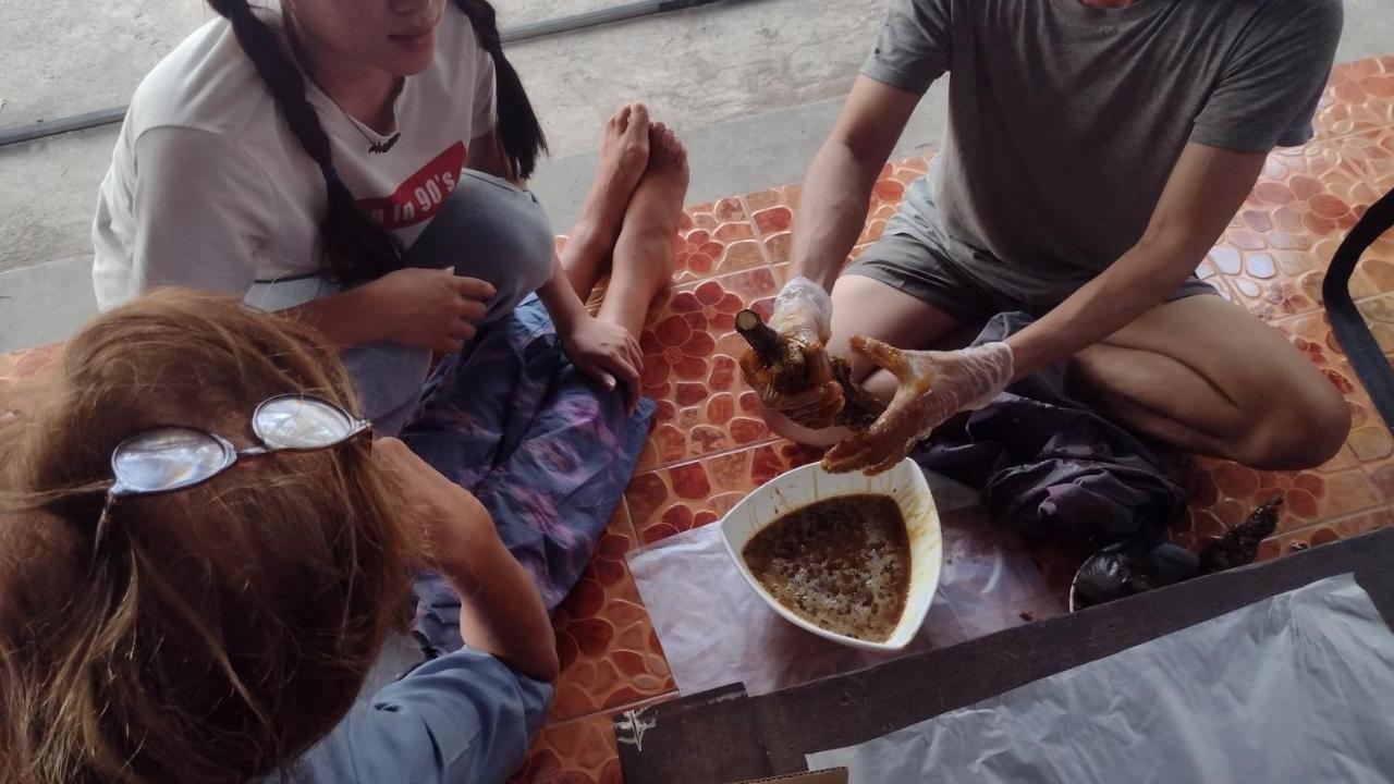 Mae Sot Commune 외부 사진