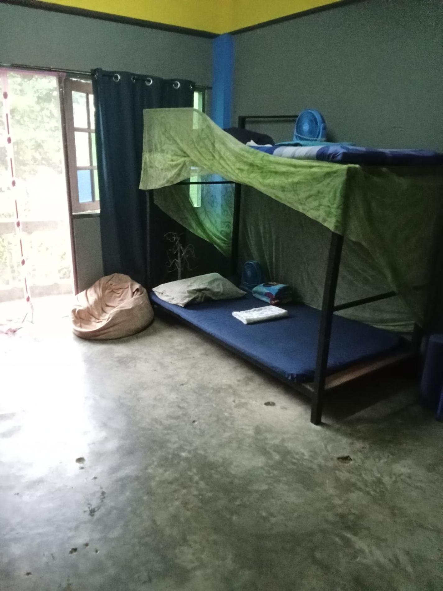 Mae Sot Commune 외부 사진