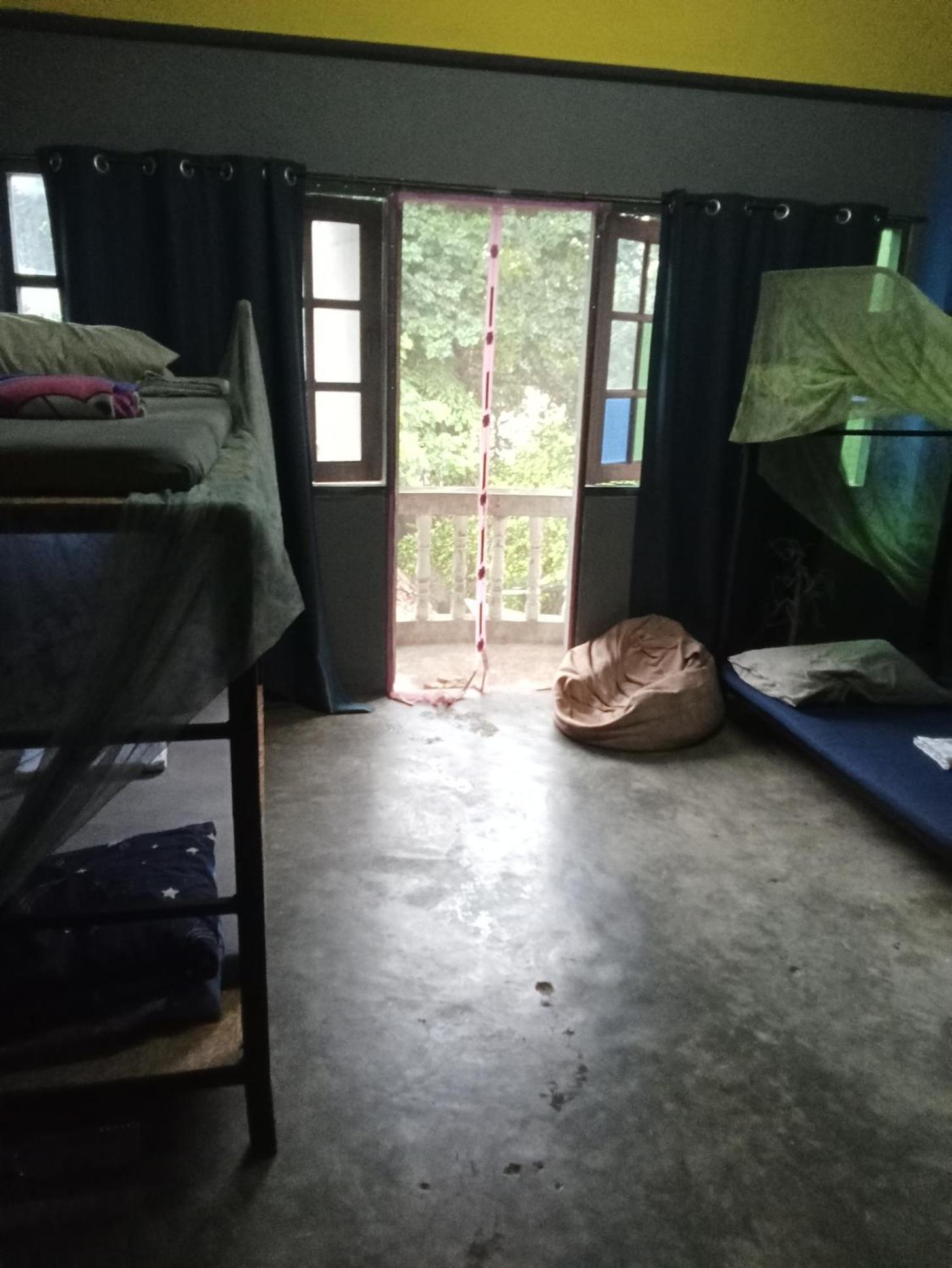 Mae Sot Commune 외부 사진